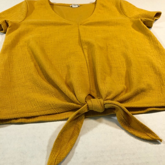 J. Crew Mustard Yellow V-neck T-Shirt Sz XXS - Picture 3 of 9